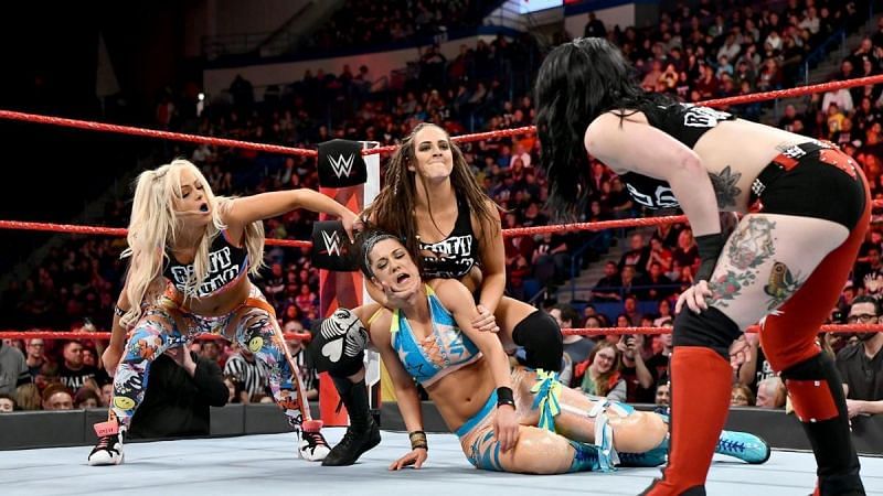 Would Ronda Rousey replace Bayley in the above picture after this Monday?