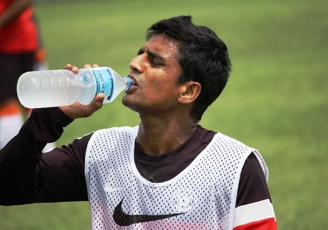 Calcutta Football League 2018: Veteran Mehtab Hossain suffers major injury in derby against East Bengal