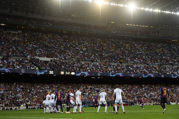 FC Barcelona v PSV - UEFA Champions League Group B