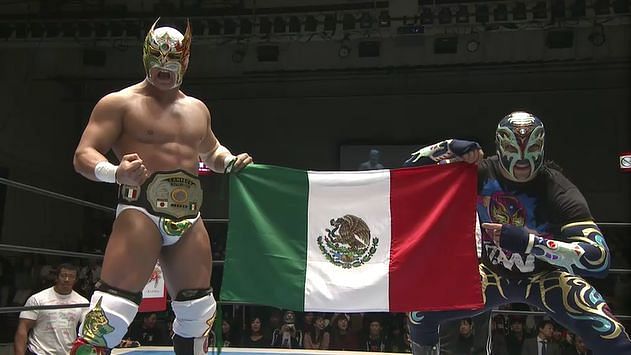 Dragon Lee and Titan will look to represent CMLL at the Super Jr. Tag League 