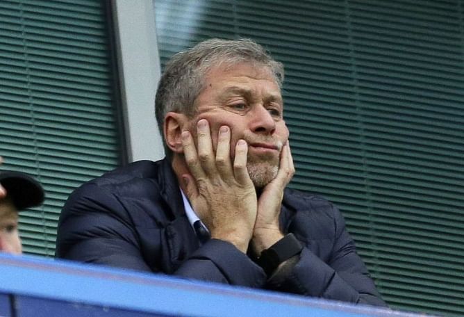 Abramovich ends Swiss residency bid after 'defamatory' claim