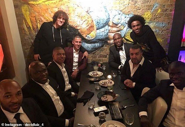 David Luiz posted this pic on his Instagram handle.