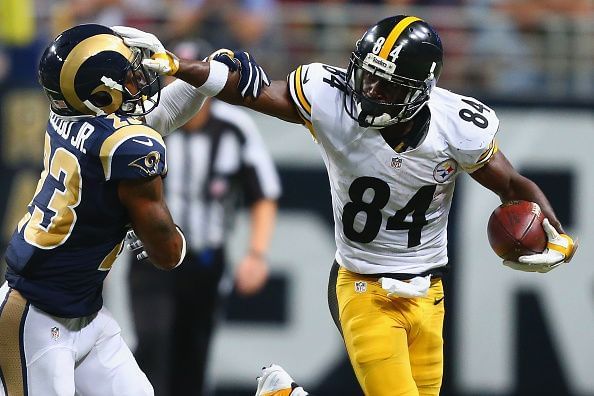 Pittsburgh Steelers v St. Louis Rams