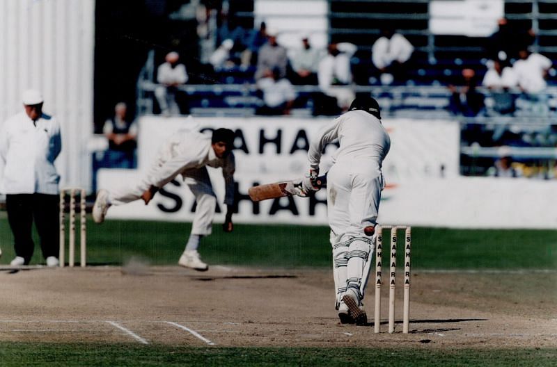 Umpire David Shepherd looks on as a Venkatesh Prasad ball is leg glanced 