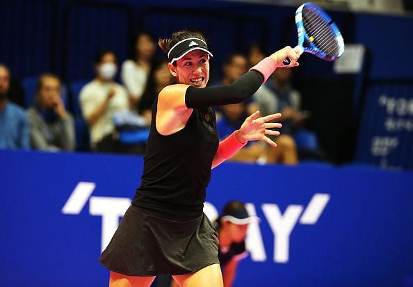 Toray PPO: Muguruza runs to straight sets win over Bencic