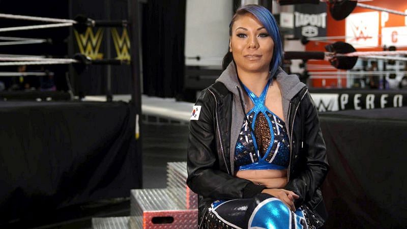 Mia Yim has signed with WWE