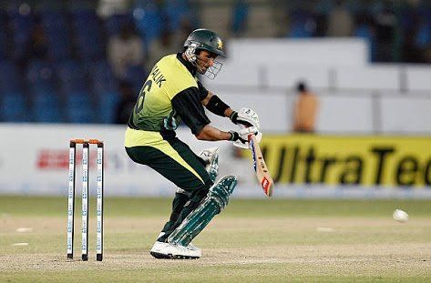 Shoaib Malik&#039;s supreme run against India continues