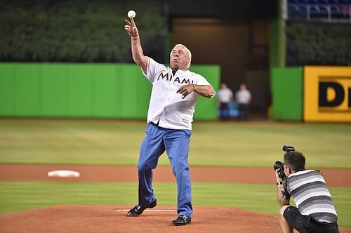 Cincinnati Reds v Miami Marlins