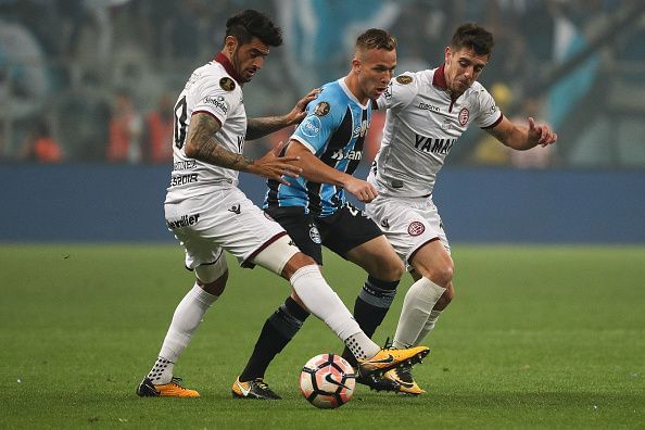 Gremio v Lanus - Copa Bridgestone Libertadores 2017 Final