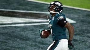 Eagles WR Jeffery cleared for contact