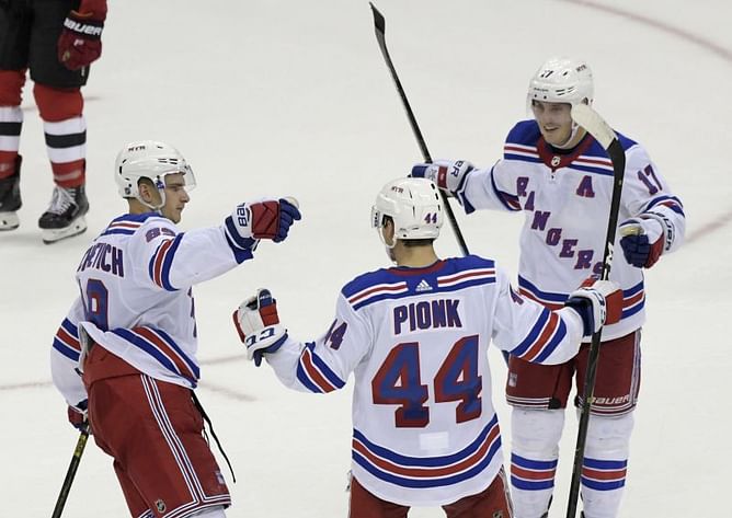 Rangers win in David Quinn's preseason debut as coach
