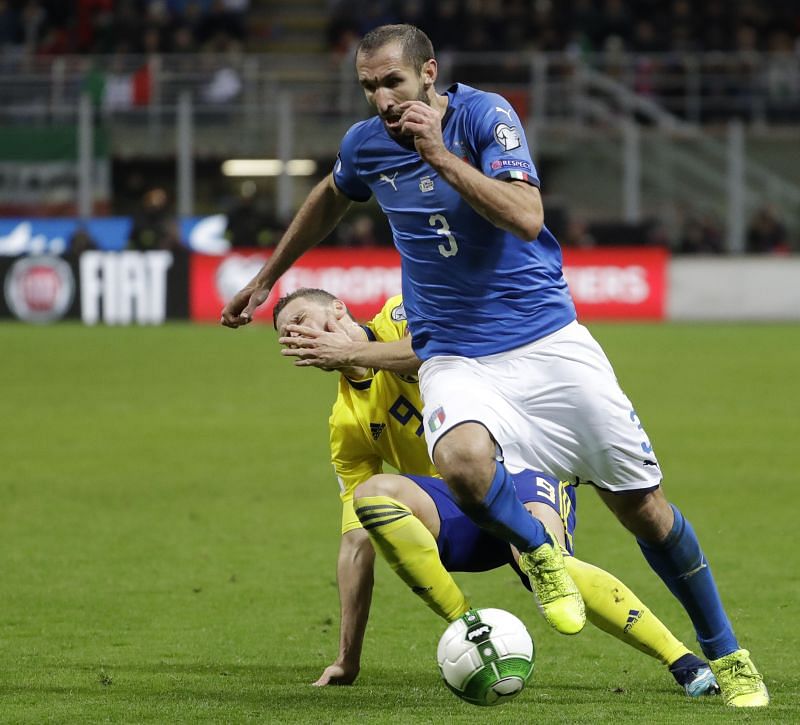 Chiellini keen to help after international retirement U-turn