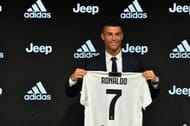 Ronaldo signs for Juventus