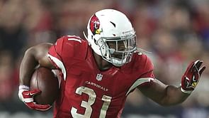 Cardinals sign David Johnson to three-year extension