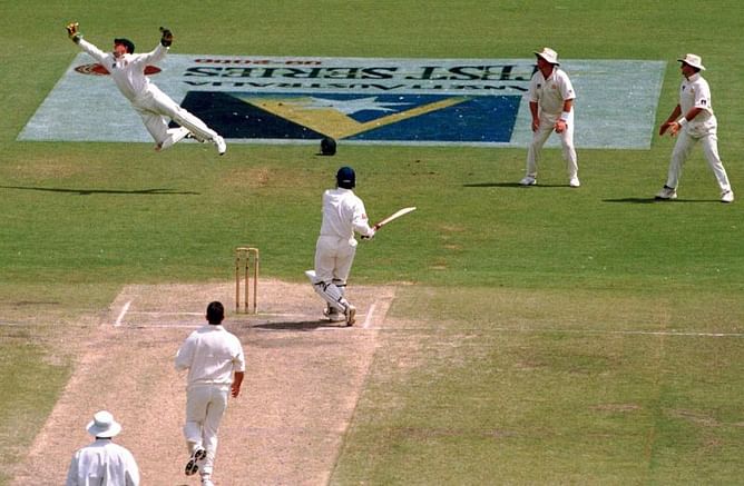 Wicketkeepers with more than 800 dismissals in international cricket