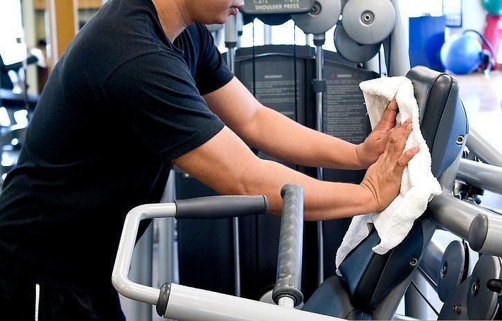 The first etiquette is to make sure you carry a towel and continually wipe the sweat on your body and any sweat that is transferred from you to the bench or any other equipment