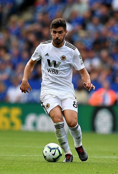 Manchester United have joined Manchester City to sign a Premier League midfielder in January