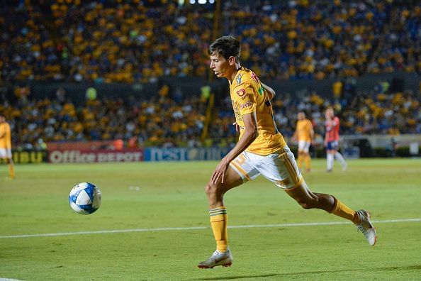 Tigres UANL v Veracruz - Torneo Apertura 2018 Liga MX