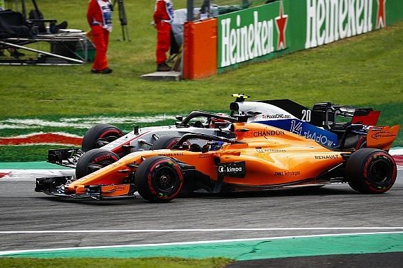 Alonso mocks Magnussen after Q2 run-in