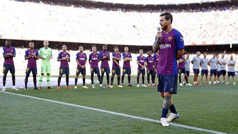 Messi adresses the Camp Nou, as first team captain