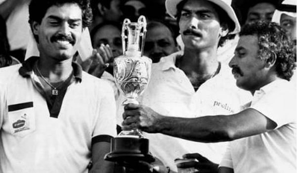 Ravi Shastri &amp; Dilip Vengsarkar with the 1984 Asia Cup