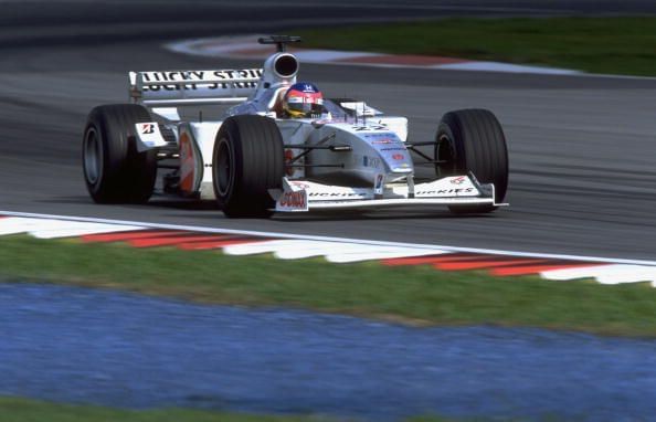 F1: 5 Drivers with the most consecutive retirements