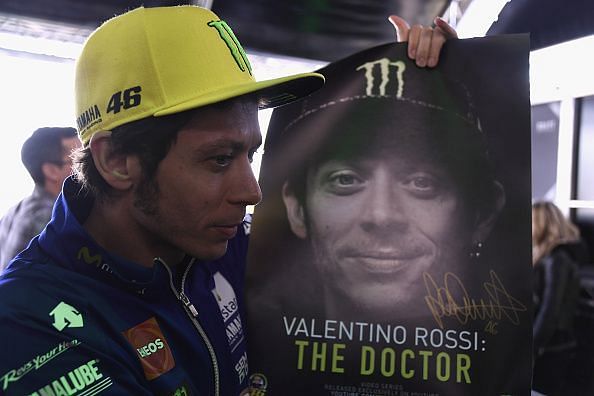 Valentino Rossi posing at the MotoGP of France