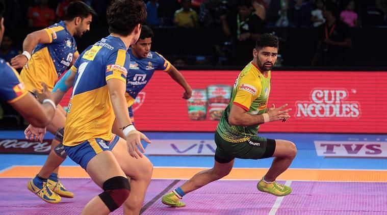 Can Pardeep go on a rampage against the firm defense unit of the Thalaivas?