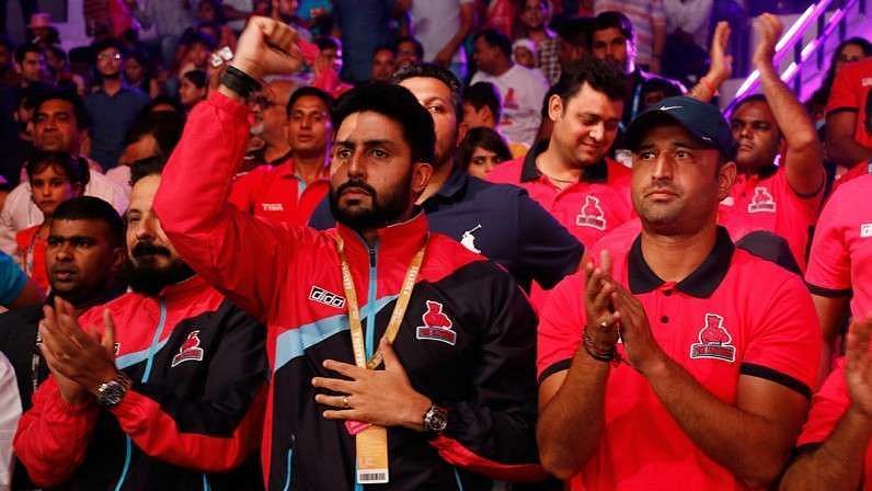 Abhishek Bachchan watches on during a Pink Panthers game