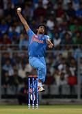 Top 5 fast bowlers with the best economy in T20Is