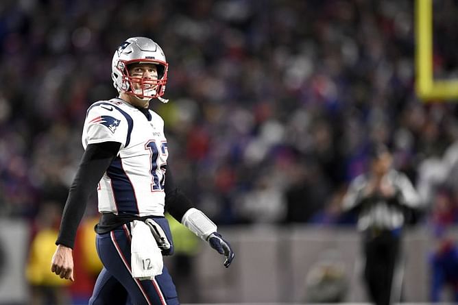 McCourty's pick-6 seals Patriots' 25-6 win over Bills
