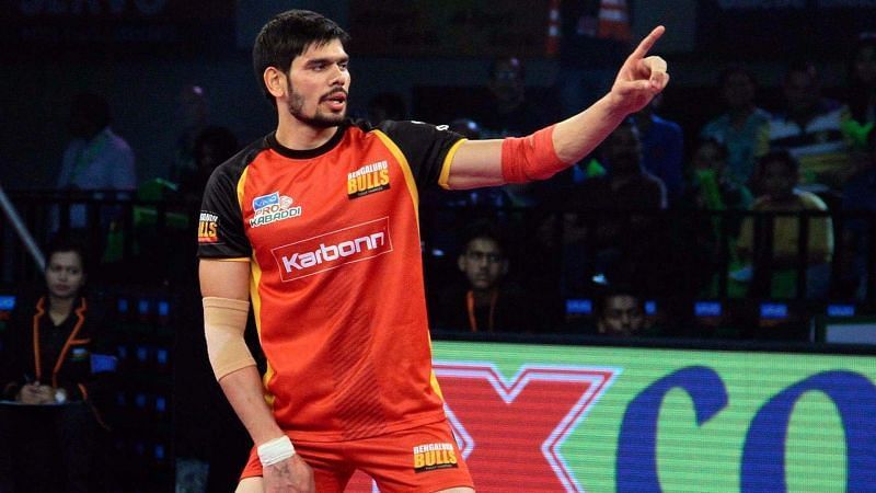 Kumar was the first player to score 30 points in a VIVO Pro Kabaddi match when he picked up 32 points against U.P. Yoddha in Season 5