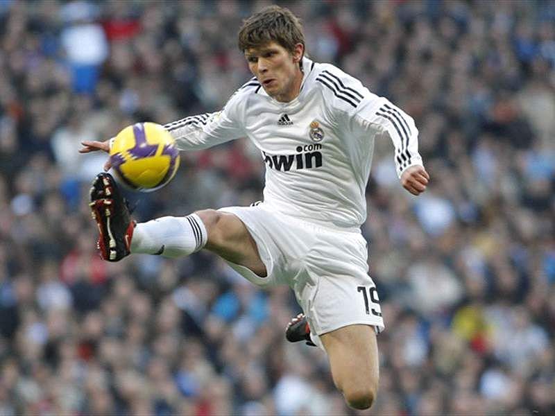 Huntelaar made 20 appearances for Real Madrid