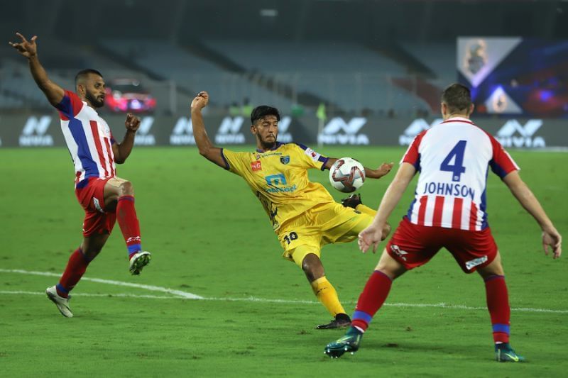 Sahal Abdul Samad playing against ATK (Image Courtesy: ISL)