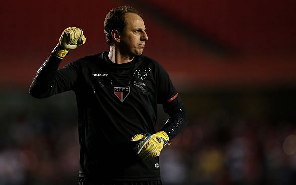 Sao Paulo v Flamengo - Brasileirao Series A 2014