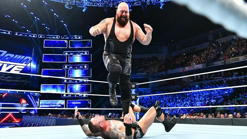 Big Show returned to WWE and SmackDown Live and faced Randy Orton