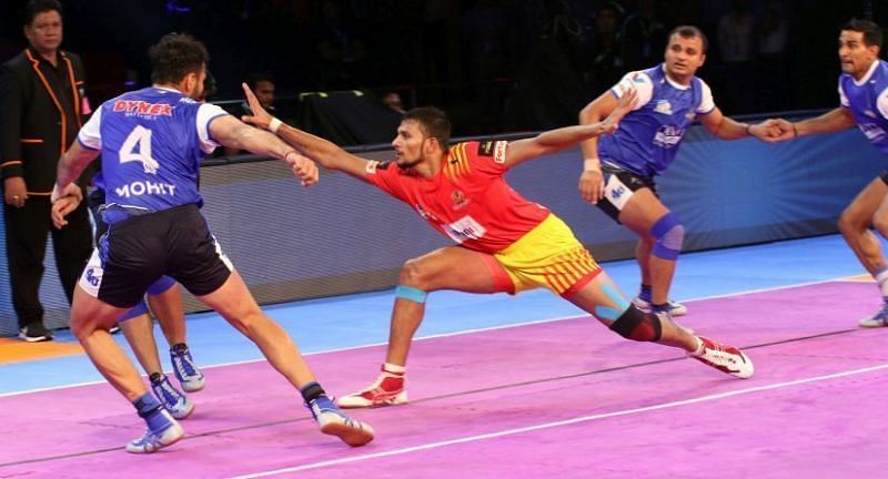 He was compared with the likes of Pardeep Narwal priorly and now, he is one of the substantial raiders from Gujarat