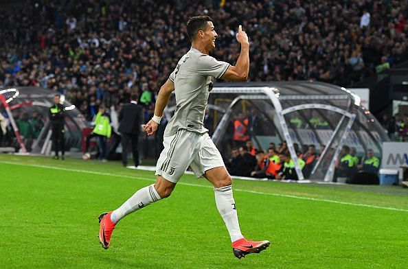 Ronaldo returns to Manchester
