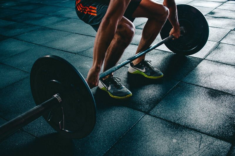 Deadlifts are very effective for toning the muscles in the lower body