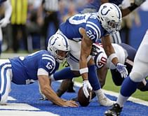 Texans end losing streak in OT after Vinatieri sets record