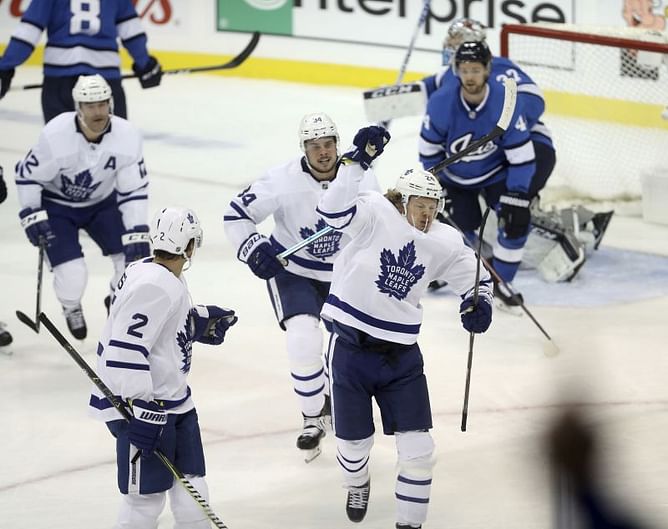Nazem Kadri scores 1st goal, Maple Leafs beat Jets 4-2
