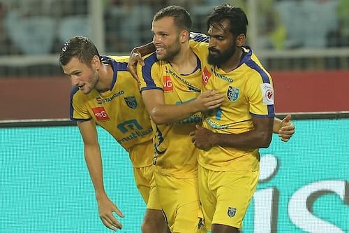 Matej Poplatnik (middle) celebrates his goal against ATK [Image: ISL]