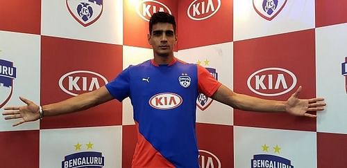 Bengaluru FC Kia motors jersey logo