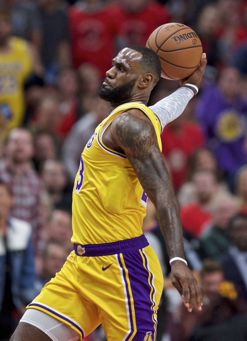Blazers Spoil James' Debut With 128-119 Win Over The Lakers
