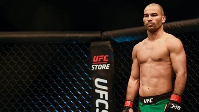 UFC News: Artem Lobov to return 20% of Michael Johnson's fight purse despite him missing weight
