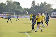 Real Kashmir's defenders came prepared for dealing with the threat posed by Minerva Punjab's attackers