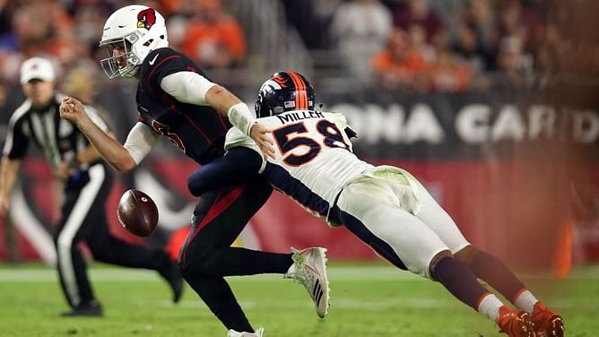 Broncos thrash Cardinals to end losing streak