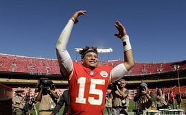 Chiefs' Mahomes juggles on-field success, off-field stardom