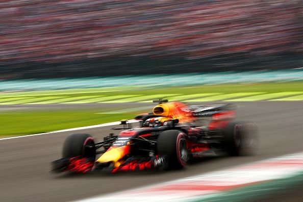 Daniel Ricciardo claimed pole position for tomorrow&#039;s race