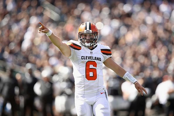 Cleveland Browns v Oakland Raiders